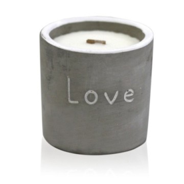 Medium Pot 'Love' Concrete Candle with Single Wooden Wick - Purple Fig & Casis